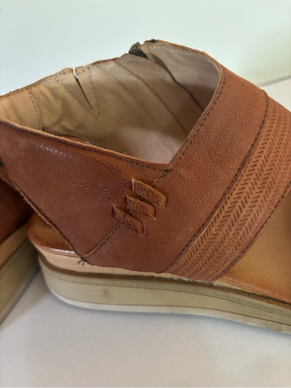 Miz Mooz NY city sandals - Picture 8 of 13